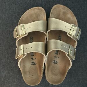 Size 6 Birkenstock sandals